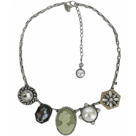 Lia Sophia Nostalgia Cameo Victorian Retired NWT - Picture 2 of 8